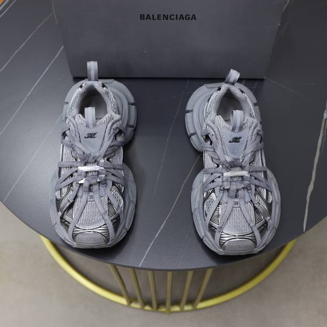 出厂价Pp： 巴黎世家蜘蛛侠金属风系列 巴黎世家 户外概念鞋 Balenciaga Sneaker Tess 独家纯原版本 细节精准对位官方 私模组合大底 原装