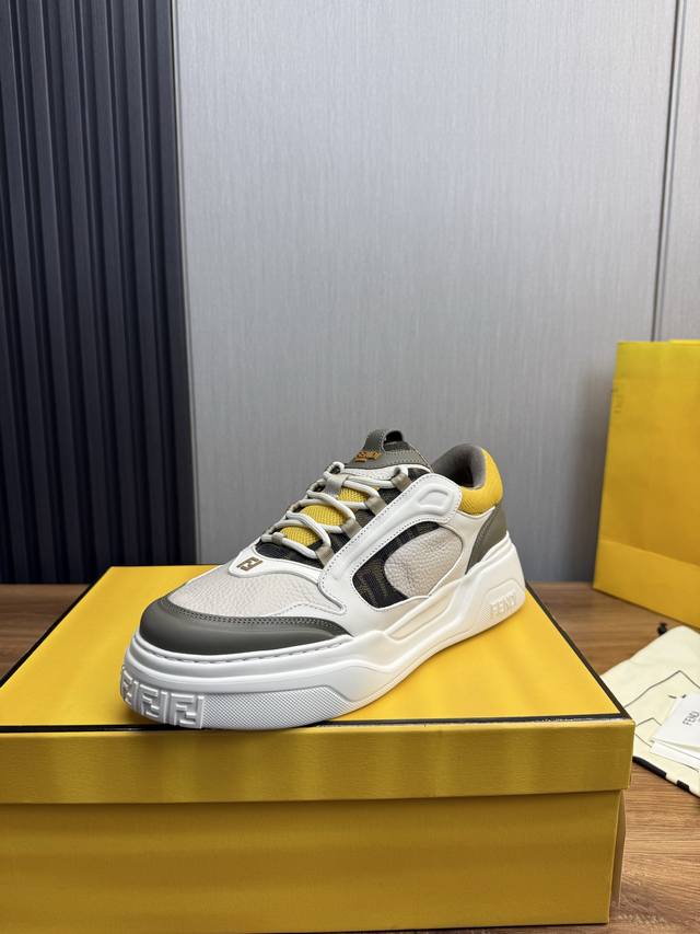 工厂P价 芬迪 Fendi 男款 官网1:1复刻 最新爆款热卖原版牛皮拼接- 舒适网内里 原版大底 现货供应38-45 38.45不退换
