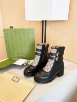 工厂p价 女装女鞋 运动原单新版古琦Gucci 热卖踝靴 非常好搭配侧面拉链设计 方便穿脱，特显复古英伦风，正面装饰水钻饰扣配饰。 面料：牛皮 内里 垫脚：牛里