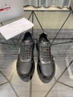 实价 商品商标：Prad* 普拉* 低帮运动鞋 正码码数 38-44 可订做45.46 商品材料：鞋面进口牛皮，羊皮内里，原版大底。 编 号：9643