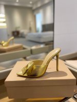 价格p： {拖鞋系} 吉安维托 罗西 Gianvito Rossi 官网 最新 发布 原版拆解1:1完美复刻， 跟高：10Cm 码数：35-41 41定制 不予
