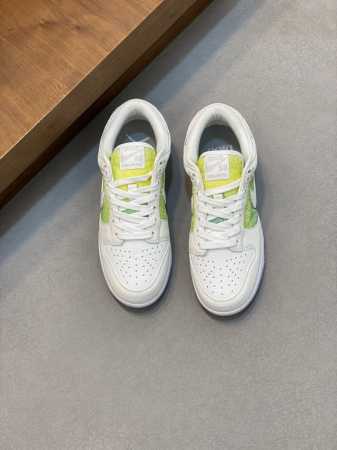 Air Dior 迪奥-联名款 -高端品质 原单 -鞋面：丝绸小牛皮、摔纹牛皮、品牌图腾布匹 -内里：高韧性布匹 -大底：原版tpr 橡胶：双色成型大底 -超高 - 点击图像关闭