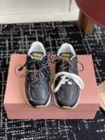 代购级 miumiu 25Ss 春夏新款 厚底 运动休闲鞋 简约造型 超轻原版开模鞋底 脚感妥妥满分 好穿好搭 增高5Cm size: #35-40 40 定做