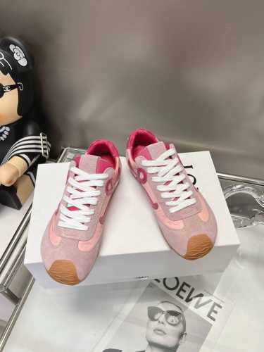 LOEWE原版BALLET RUNNER2.0 罗意威芭蕾鞋！按原版套楦工艺 不对称鞋头造型，罗意威的标志性设计！超柔软、轻便且灵活的波浪纹原版TPU底， 不是