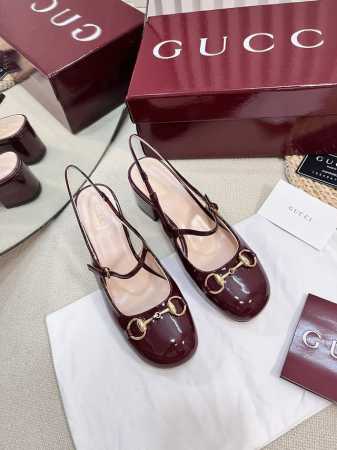 G家新款Gucci马衔扣露跟浅口后系带凉鞋粗跟漆皮凉鞋 顶级版本、欢迎比对. 原版1:1复刻 鞋面：进口高档牛漆皮 内里 垫脚：全粒纹高档小羊皮 鞋底：意大利顶 - 点击图像关闭