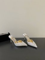 jimmy Choo 最高品质 最新经典钻石链条 渐变烫钻 重工艺水晶半拖鞋单鞋 同步专柜 主打精致 舒适度休闲 甜美 无解风都轻松满足 Blingbling
