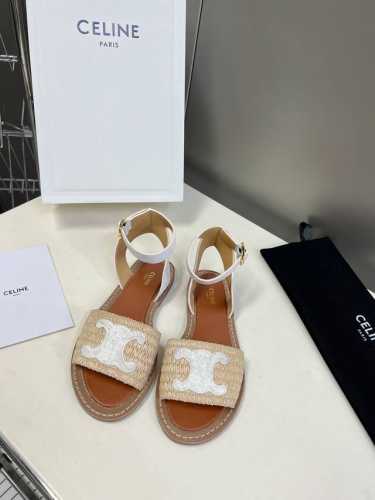 Celine 思琳春夏最新款复古凯旋门时髦凉鞋夏天搭配袜子 简直绝绝子了复古的点上带上了满分时髦感颜值 绝原版购入开发 依旧最高输出还原原版定制复古感胎牛皮、内