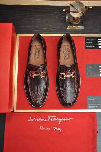 出厂价 Ferragamo 菲拉格幕 专柜最新款 原版进口开边上乘牛皮手工编织成+进口牛里+原版奢华金属扣+原版组合大底 对比无压力 38--45 45定做