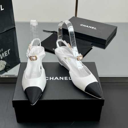 工厂P价 P360 顶级品质！Chanel 小香25C早春新品、坡跟尖头凉鞋 后系带单鞋 香奶奶家一贯的优雅名媛气质 高级感十足 上脚非常Nice～ 法式风情 - 点击图像关闭