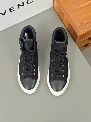 工厂价 顶级高端版本 代购品质 原版开发 纪梵希 Givenchy 情侣款低帮 标准码 35-44； 34 45 46 47可以定做 等级 官网同款 原单品质材