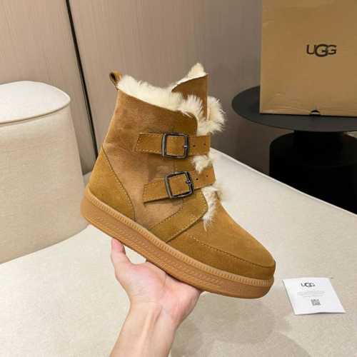 UGG. 官网同步冬季新款 新品。 1 面料：羊皮毛一体 牛皮 2内里：纯真羊毛 3 大底；橡胶发泡。轻便舒适 4码数35-40码 5：颜色：克。棕色。
