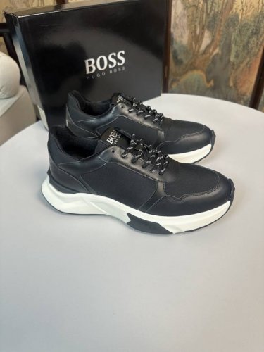 工厂p价 Boss 2025最新休闲运动鞋本款是官方主打款1:1质量 原厂名师制作 采用进口网布拼接牛皮舒适网布内里 原版pu超轻耐磨防滑1:1大底 完美楦型