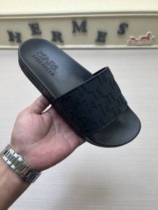 实价 Karl Lagerfeld 老佛爷 经典原单版本 卡尔 拉格斐；男士拖鞋，最新法国专柜同步发售，鞋底：原厂特供原版底，码数Size：38-45 颜色：多