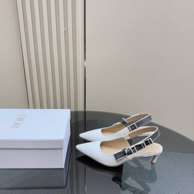 christian Dior J'adior系列 代购级品质 认准顶级品质 带你区别于市场货 1进口梭织纹路立体 2双色 Christian Dior 标志蝴蝶