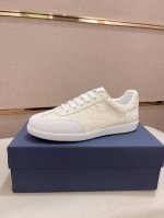 工厂p价 迪奥 Dior 新款休闲运动风男鞋，全新春夏季款设计，完美做工，系带款打造装柜品质，鞋面：进口头层牛皮，羊皮内里柔软舒适，超轻Tpu耐磨大底、简约、百