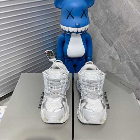 新货巴黎7.0 Bal*Nciag X Kith X复古野跑姥爹潮流百搭慢跑鞋 全球限量 600 双 巴黎全新联名款 全部采用原档案原楦数据开发 1:1比例克重 - 点击图像关闭