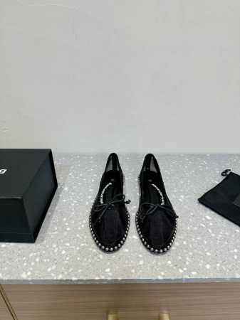 网纱 Alexander Wang 大王新款 圆头柳钉 蝴蝶结单鞋 凹凸感带按摩的鞋垫配上注胶 Logo ，搭配最潮圆头+高弹注塑 女王的绝佳搭配！懒人跳舞鞋的 - 点击图像关闭