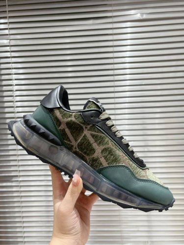 Valentino 码数:39 44 38.45定做 华伦天奴 运动鞋系列 valentino华伦天奴V家 新款Netrunner系列 休闲 气垫 情侣运动鞋