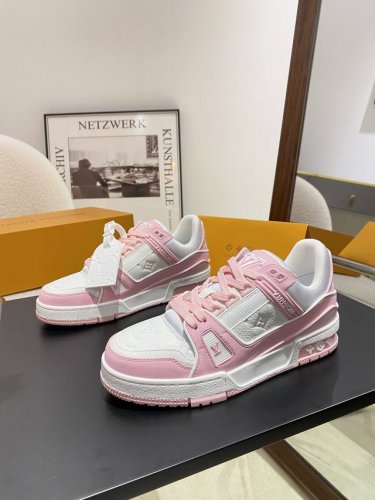 橙子出厂价p Louis Vuitton 路易威登 Lv Trainer 情侣款运动鞋板鞋 休闲复古篮球鞋 米兰展走秀爆款，原版1：1开发复刻顶级鞋面进口丝绸牛