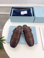PRADA 普拉达 25 2025春夏新品 专柜走秀款复古流苏半拖鞋乐福鞋系列鞋面：原版高定制牛皮 内里：进口混种羊皮里大底：原版开模防滑大底跟高：平底 鞋码: