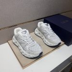 出厂价Pp 迪～B35 男士休闲鞋2025Z柜同步发售 码数:39-44# 4个颜色鞋面选用多材质拼接网布内里，舒适透气，鞋底：原版舒适耐磨防滑大底，实物拍摄实