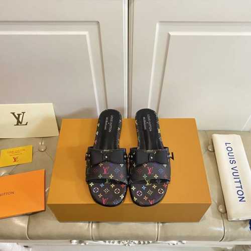 出厂价 ，路易威*LV新款拖鞋，顶级品质，经典老花面，羊皮里，真皮大底，35-39码 34，40，41，42码定做不退换