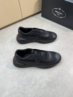 prada 普拉达 -高端品质 原单休闲运动鞋 -鞋面 品牌高丝光帆布布匹 鞋身热切工艺 -内里 品牌帆布 -大底 超轻Tpr 橡胶 双色成型大底 -超高品控
