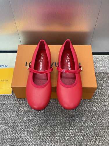 Louis Vuitton 2025春夏新款平底芭蕾舞娃娃女鞋 Lv Romy系列字母Logo五金扣圆头拼色女单鞋 材质：鞋面进口小牛皮+水染羊皮内里+意大利真