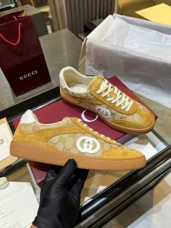 实价 Gucci 情侣款德训鞋 阿甘鞋 运动鞋 经典复古范永不褪色的阿甘训德鞋 绝对人手入必的德训运动鞋原版定牛制皮 牛反绒面料 牛皮垫脚 Tpu原版底 鞋舌鞋 - 点击图像关闭