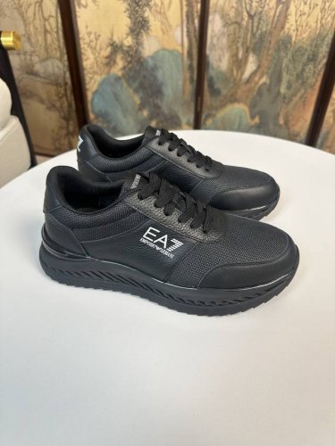工厂p价 Armani 阿玛尼 新款专柜同步发售 鞋面意大利进口头层牛皮 全进口网布内里真皮鞋垫 完全1比1复刻 鞋底 原厂特供原版底 独家活动成型底超级舒适
