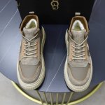 澳洲进口加厚羊毛 品牌：UGG正品代购 尺码：39 44 等级： 官网1:1 材料： 头层真皮防水防冻鞋面 真毛内里 原版防滑 柔软 耐磨大底 款式类别：男士休