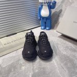 balenciaga Triple S 1代牛仔布 出厂 巴黎世家 意产纯原版本 正确字体电绣 粗细、位置、大小正确。 侧边Tpu 透气孔匹配意产原版 正确八层