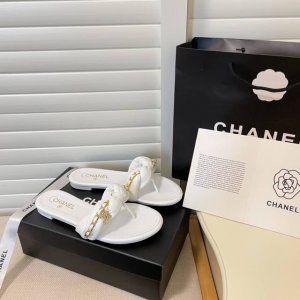 橙子出厂价 Chanrl 香奈儿春夏新款 金属链条人字拖 休闲夹脚拖鞋 码数：35-41