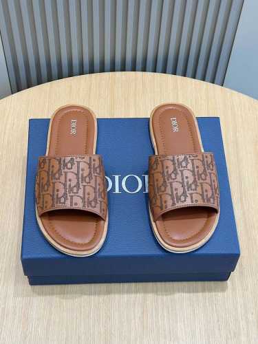 Dior 顶级版 Size39-44 38.45定做 2024Ss迪奥最新男款拖鞋必备。 Dior Alias男士真皮拖鞋 这款 Alias 凉鞋夏季新品，彰