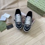 出厂： Gucci 古驰2025顶级专柜 代购系列 官网上新 全球同步 古驰顶级情侣脏脏鞋 情侣鞋 古驰情侣 Gucci鞋控 小红书热搜常客 情侣穿搭Oot D