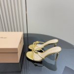 顶级版本 Gianvit* Ross*2025早春专柜同步新款网纱蝴蝶结半拖凉鞋 娇气又不失气质优雅的一款单品这个新春值得入手 网纱钻 元素现代优雅风格，女人味
