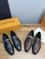 工厂p价 lv. 男士商务休闲皮鞋 顶级牛货.1:1出货奢华尊贵全部采用进口原版品牌皮料 只为打造更为舒适的穿着体验 鞋面 原版牛皮进口全牛里 原版大底-45