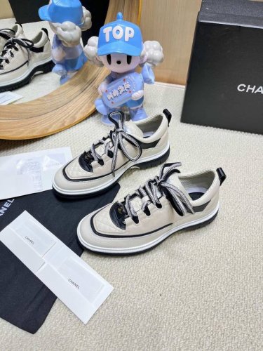 出厂 chanel香奈儿 2025C米兰走秀爆款厚底运动鞋小香早春新款双C方圆头系带休闲鞋 潮鞋此款绝对是小香这一季最火的存在恨不得焊在脚上系列好穿又个性 跟以