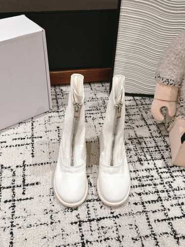 顶级品质 GUIDI 310系列 BACK ZIP LEATHER BOOTS 全手工工艺，水洗马皮 纯手工打造， 独特水染工艺，原版1:1复刻顶级版本！ 原版