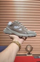 顶级原单 品牌：Dior 迪奥 标准码：男码39-44 45定制 等级：官网同款 材料：顶级原版牛皮拼接而成 原版耐磨轻便大底 款式类别：潮流时尚休闲鞋 尊贵奢