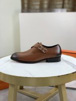 工厂P价P 原版真皮大底品牌：HermèS 爱马仕 等级：官网同款 原单品质材料：原版柔软小牛皮 水染牛皮内里 原版意大利真皮大底款式类别：男士时尚 正装休闲皮