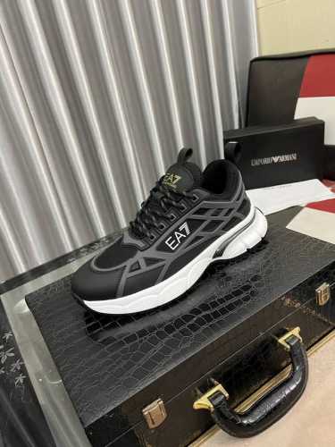 出厂价： Emporio Ar阿玛尼，2024最新品，，超级有范儿的一款休闲鞋！精选头层小牛皮水洗羊里鞋舌精致工艺图案装饰logo，工艺极致奢华精湛，上脚帅气十
