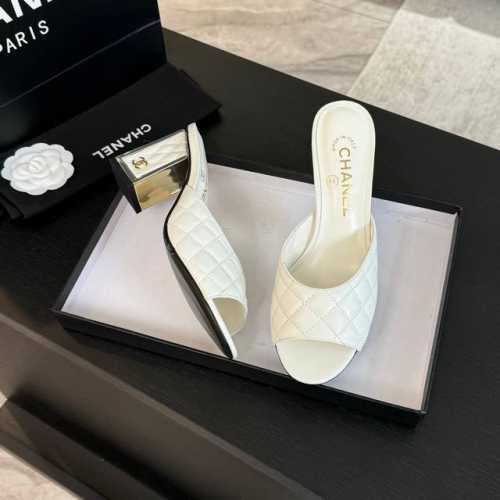 代购级 Chanel 24ss 玛丽珍 拖鞋 秋冬单鞋系列属于小爆款 上图必卖 可可爱爱的玛丽珍造型，原版开模五金跟！ 鞋面内里羊皮，真皮大底 跟高：7.5cm