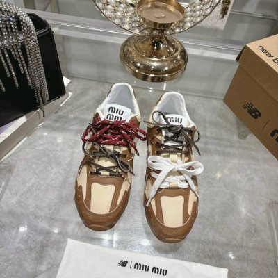 出厂单鞋 顶级版本 新色升级 缪缪Miumiu X New Balance新百伦 Nb530 半拖鞋 休闲 运动鞋 阿甘鞋 德训鞋 原版购入开发 做货 Miu