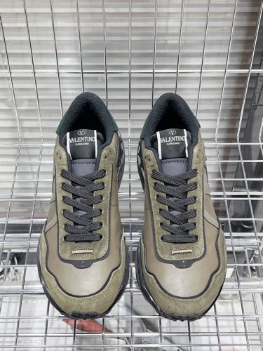 Valentino 码数:39 44 38.45定做 华伦天奴 运动鞋系列 valentino华伦天奴V家 新款Netrunner系列 休闲 气垫 情侣运动鞋