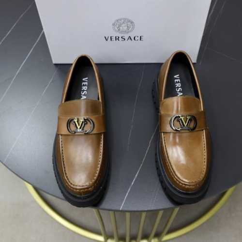 品牌：VERSACE 范思哲 标准码：男码38-44 45定做 等级：原单品质 材料：原版牛皮 牛皮内里 耐磨轻便柔软大底 款式类别：男士时尚套脚 商务休闲皮鞋