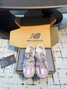 nb 471复古慢跑鞋张元英同款 复古先锋休闲运动慢跑鞋 上世纪70年代的意大利街头风格！Nb新百伦 全新 471 系列以更纯粹的复古风格设计打造的全新造型。侧