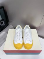 冲量价: MARNI玛尼DADA BUMPER系列 休闲 运动鞋 贝壳头 饼干鞋 小白鞋 在鞋子的前后都搭载了橡胶保护层，一方面增加了鞋子的耐磨性，另一方面 M