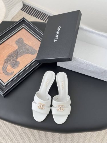 Chanel 25K玛丽珍珍珠新款拖鞋 高版本高品质 全颜色做齐全 欢迎主推 鞋面牛皮 内里羊皮 真皮大底 size:35-39 其他码数定做