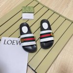 橙子出厂价p gucci 古驰春夏新款 沙滩拖鞋 一字拖 休闲凉拖 情侣款 码数 36-45